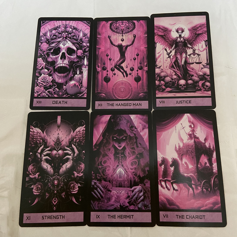 Pink Gothic Tarot Deck 78 card - Board Game Quantum recensione e prezzo