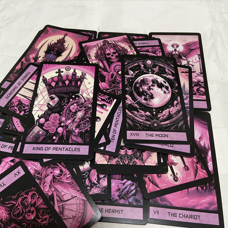 Pink Gothic Tarot Deck 78 card - Board Game Quantum recensione e prezzo
