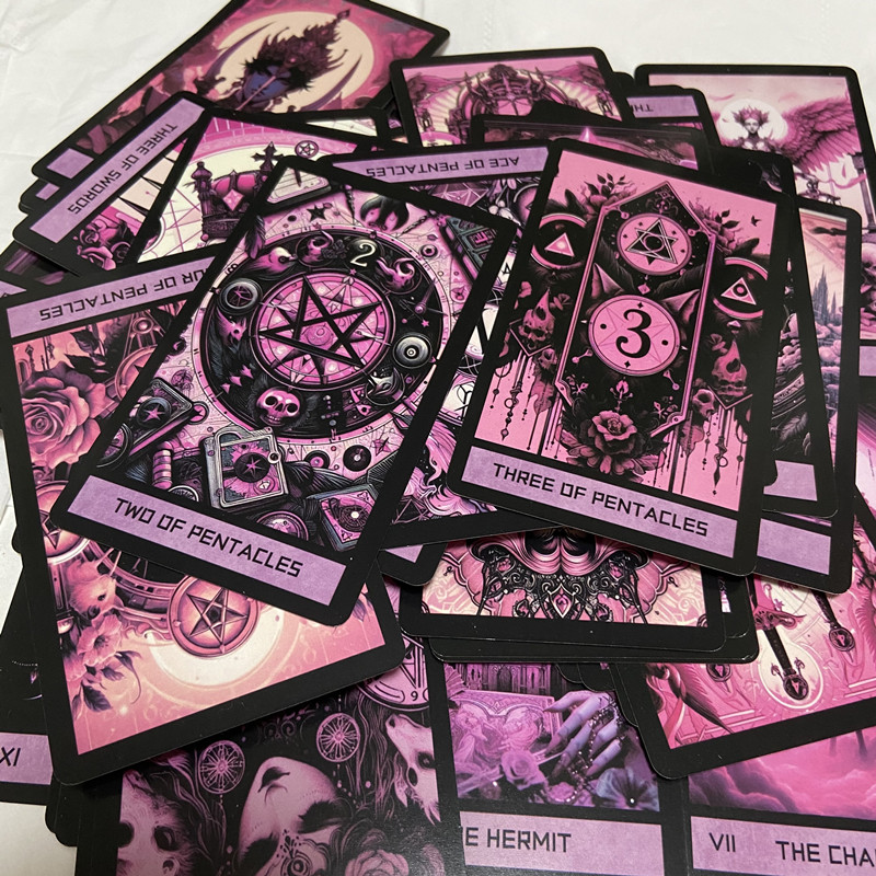 Pink Gothic Tarot Deck 78 card - Board Game Quantum recensione e prezzo