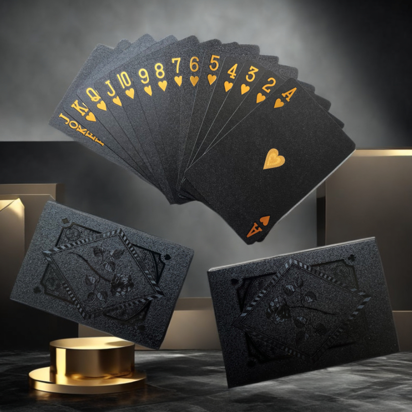 Color Black Gold Playing Card  - Board Game With Chips recensione e prezzo