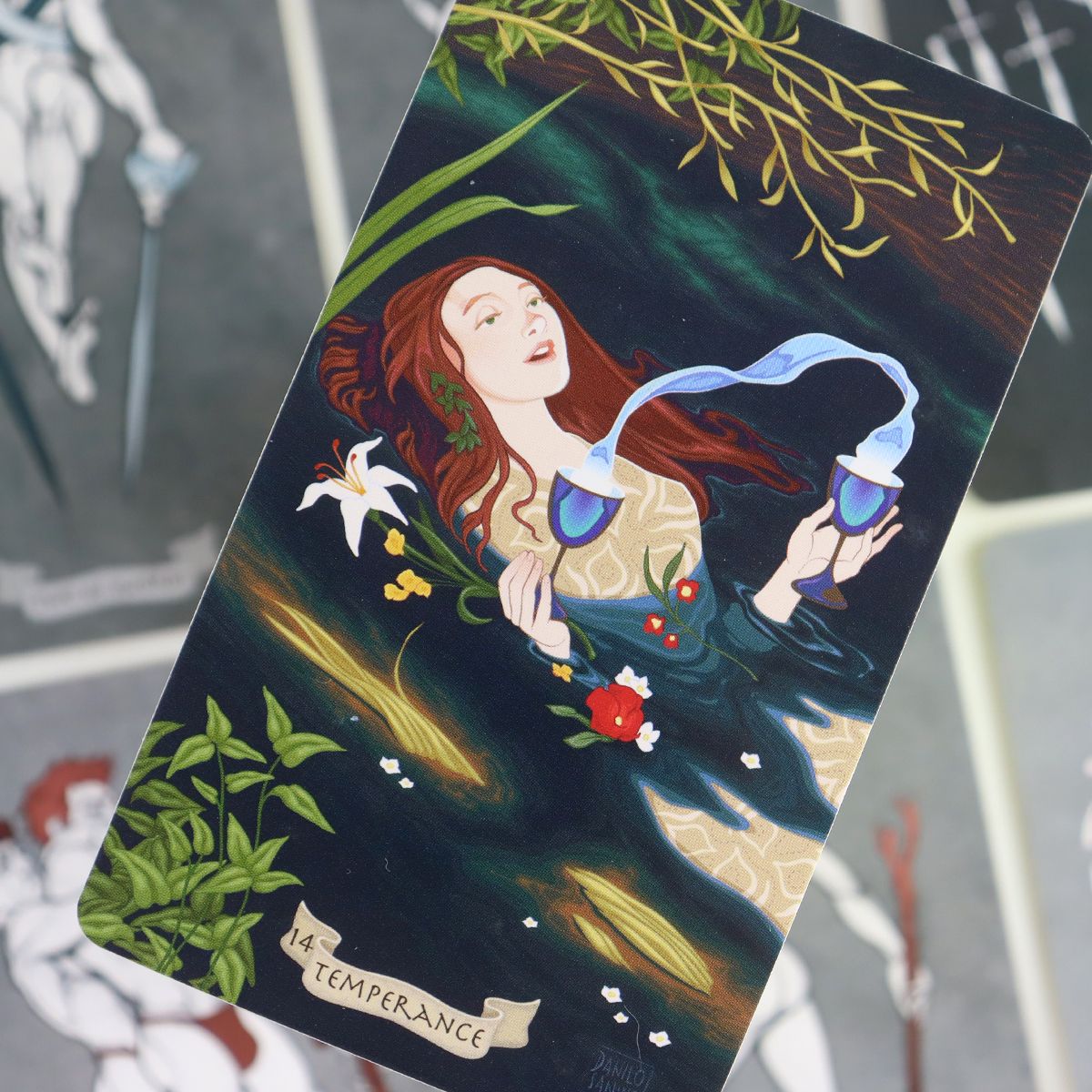 Tarot on Canvas - A Stroll Thr - Board Game Horror recensione e prezzo